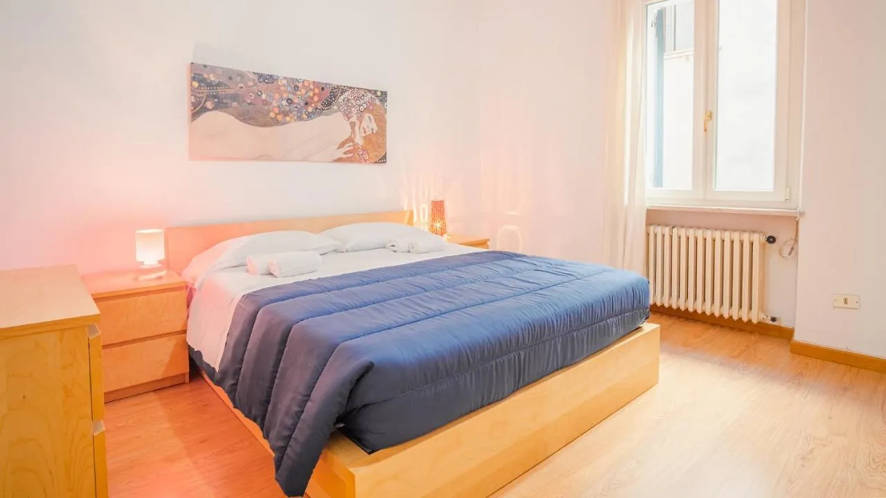 Historical Filippini Flat - Italian Homing Apartment Verona