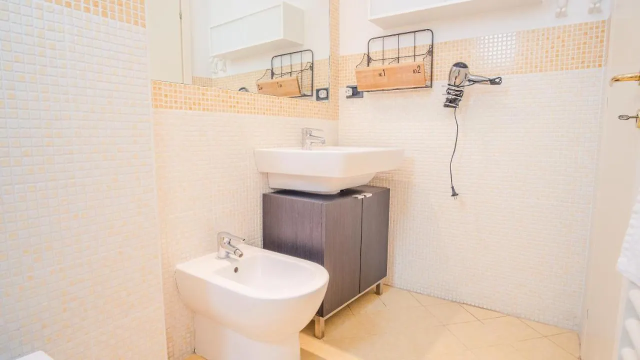 Historical Filippini Flat - Italian Homing Apartment Verona