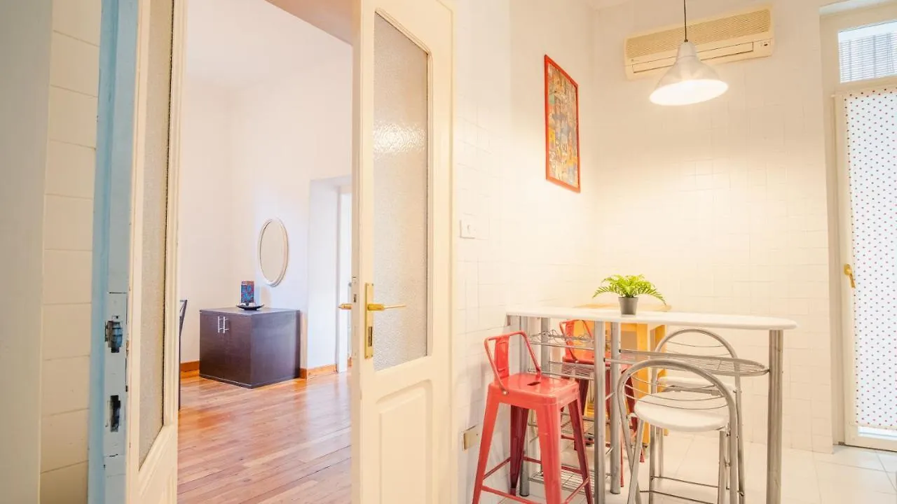 Historical Filippini Flat - Italian Homing Apartment Verona